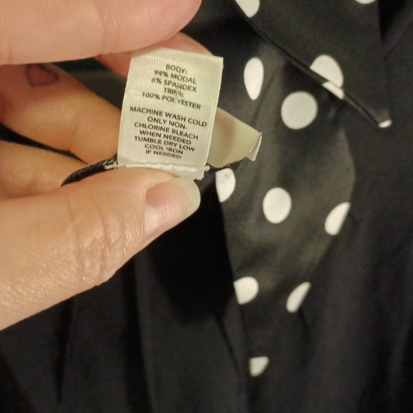 LOFT knit top with attached tie/bow - Picture 8 of 8